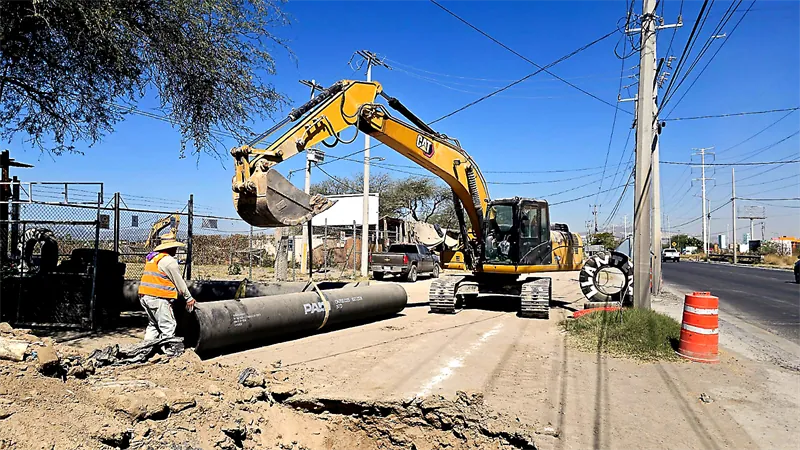 Instalación de tubería de hierro dúctil para una red de agua municipal